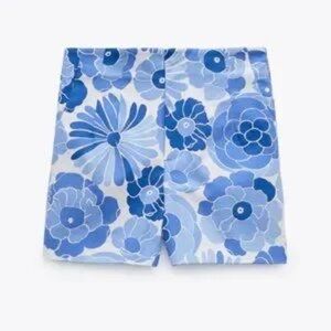 Zara Blue and White Floral Patterned  High Waist Shorts